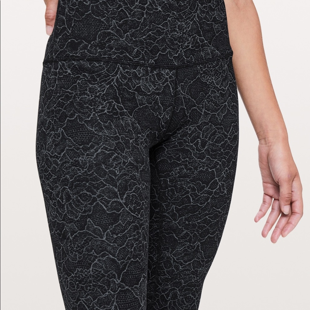 Lululemon Align Pant - Floral Print - 25” size 4